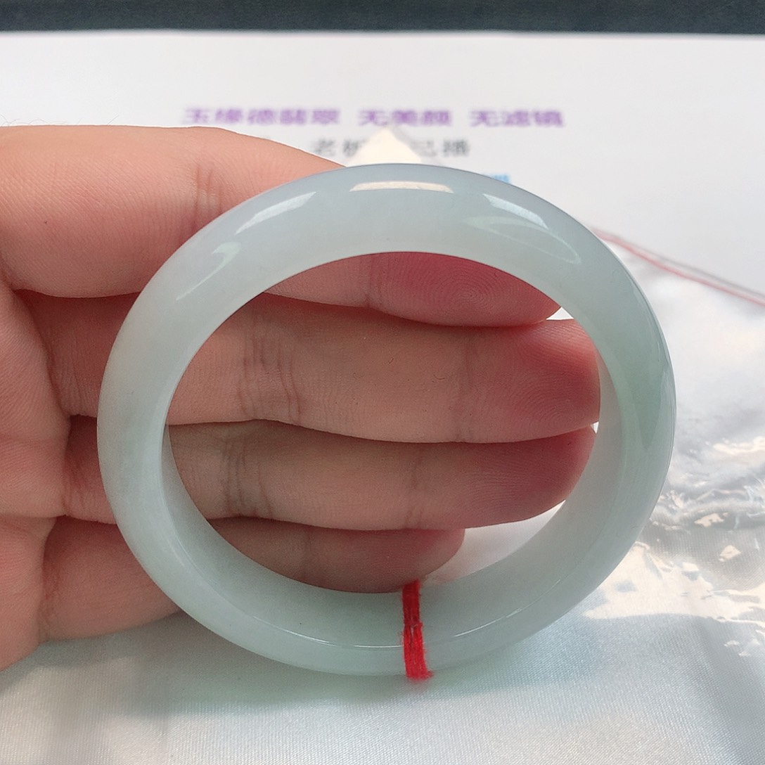 翡翠手镯未镶嵌289号
