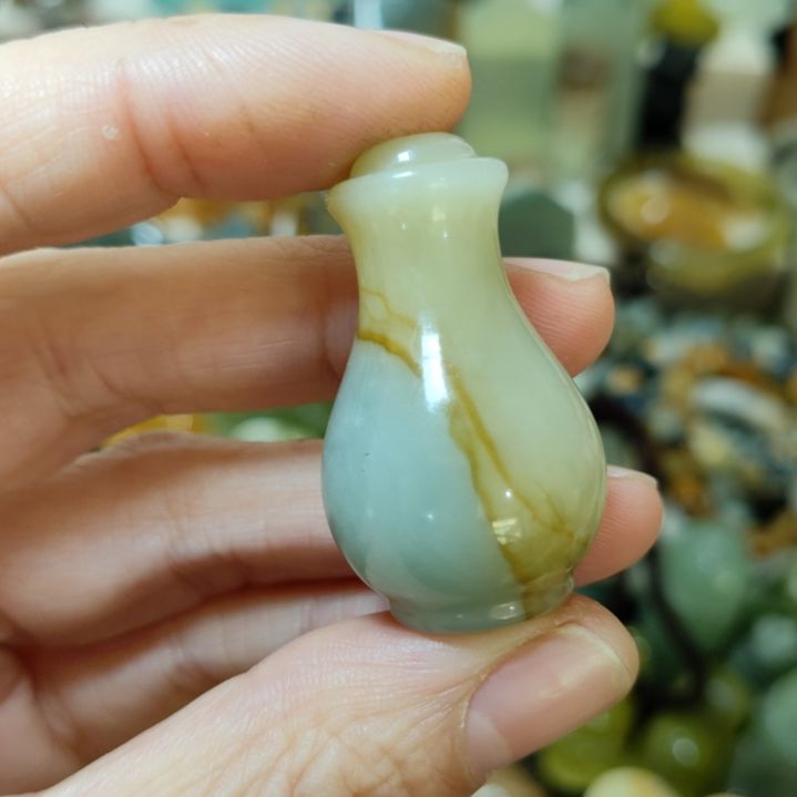 岫玉未镶嵌挂坠款式