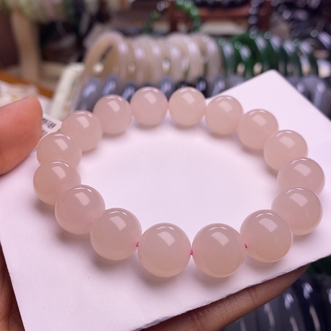 颈饰未镶嵌和田玉毕业级老坑料浓红粉手链12m