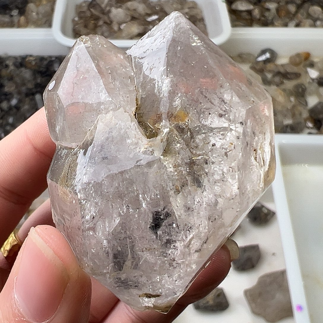 水晶未镶嵌珠宝半成品49