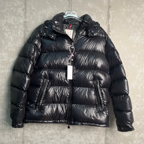 未使用 WE11 DONE 瑕疵/5*1/蒙口Maya黑色亮面徽标羽绒服/13692