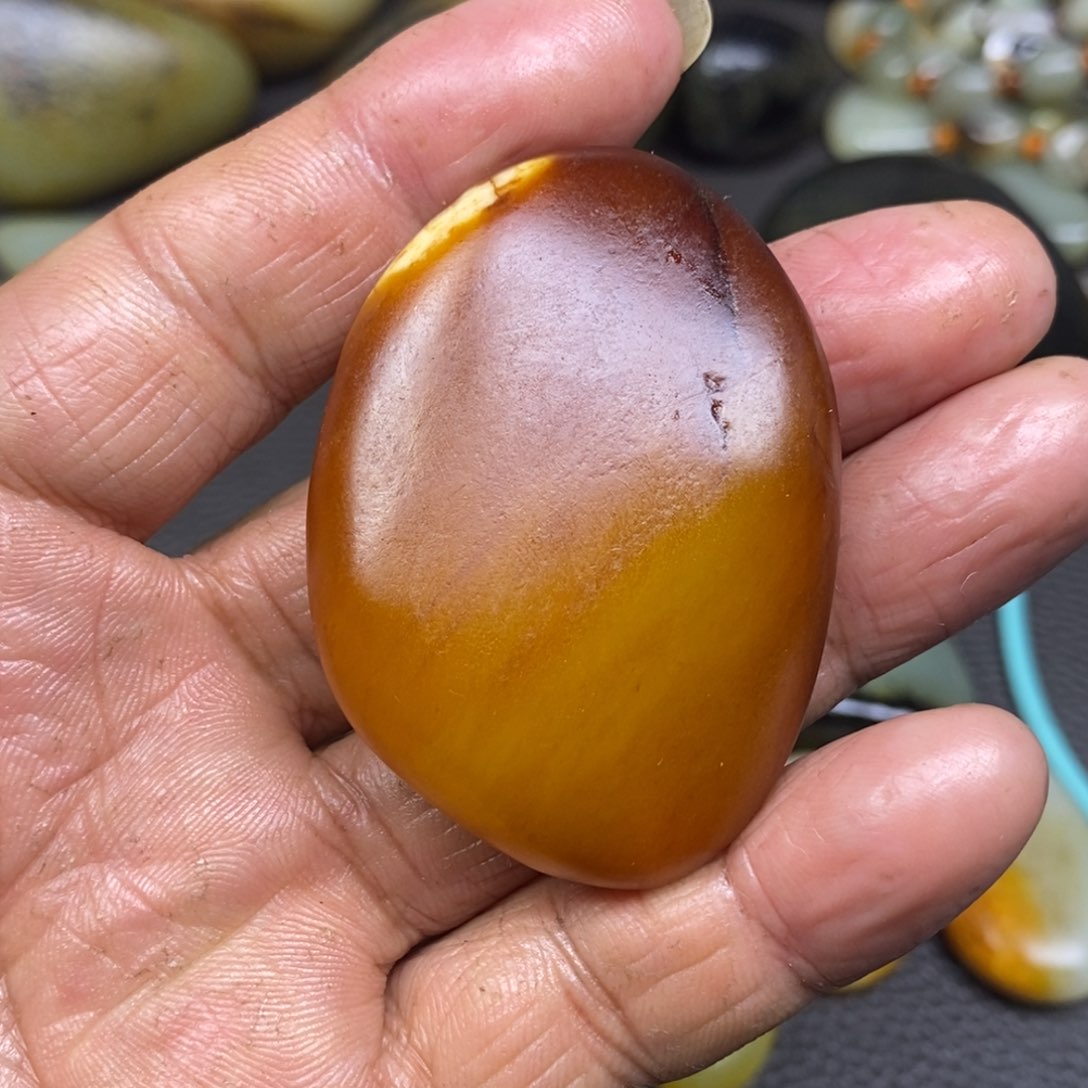 和田玉（糖玉）挂件未镶嵌