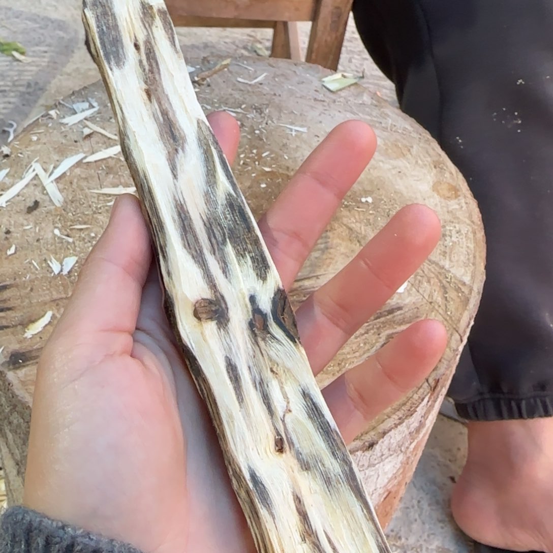 树脂制品1号奇楠原木一个