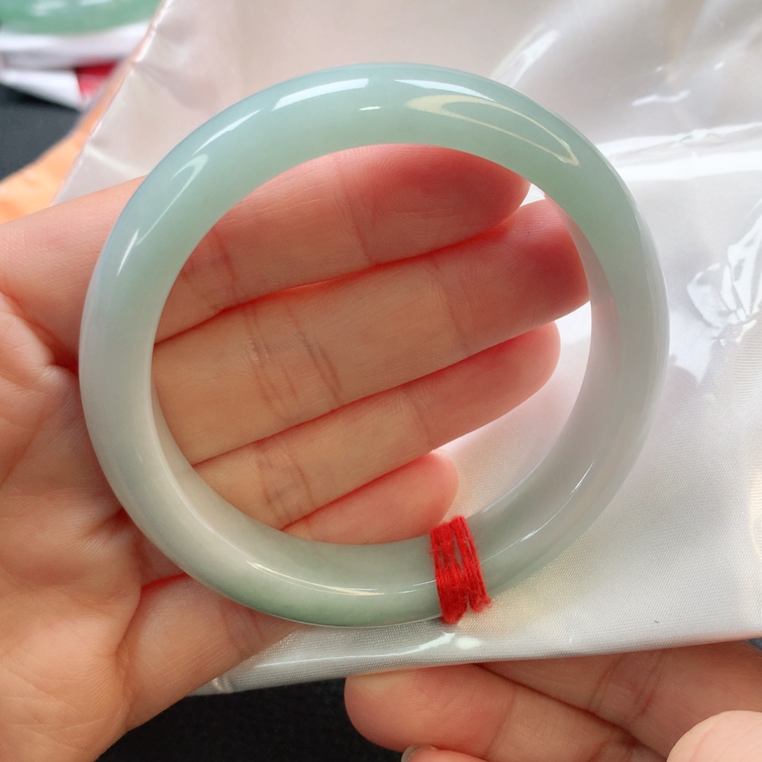 翡翠手镯未镶嵌57正