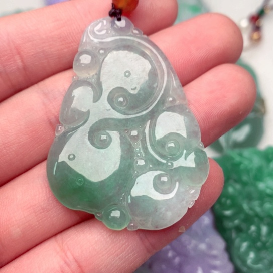 翡翠吊坠(不含链)未镶嵌