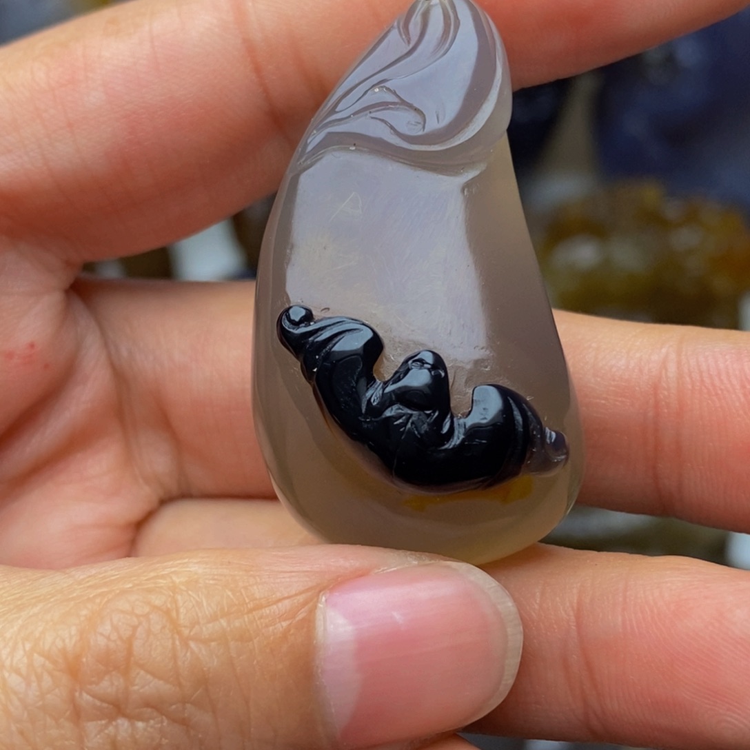 玛瑙/玉髓手把件未镶嵌