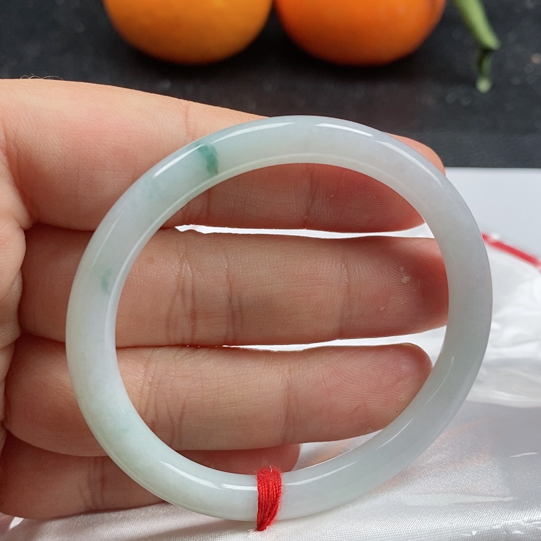 【闪购商品】翡翠手镯（贵妃镯）未镶嵌352号