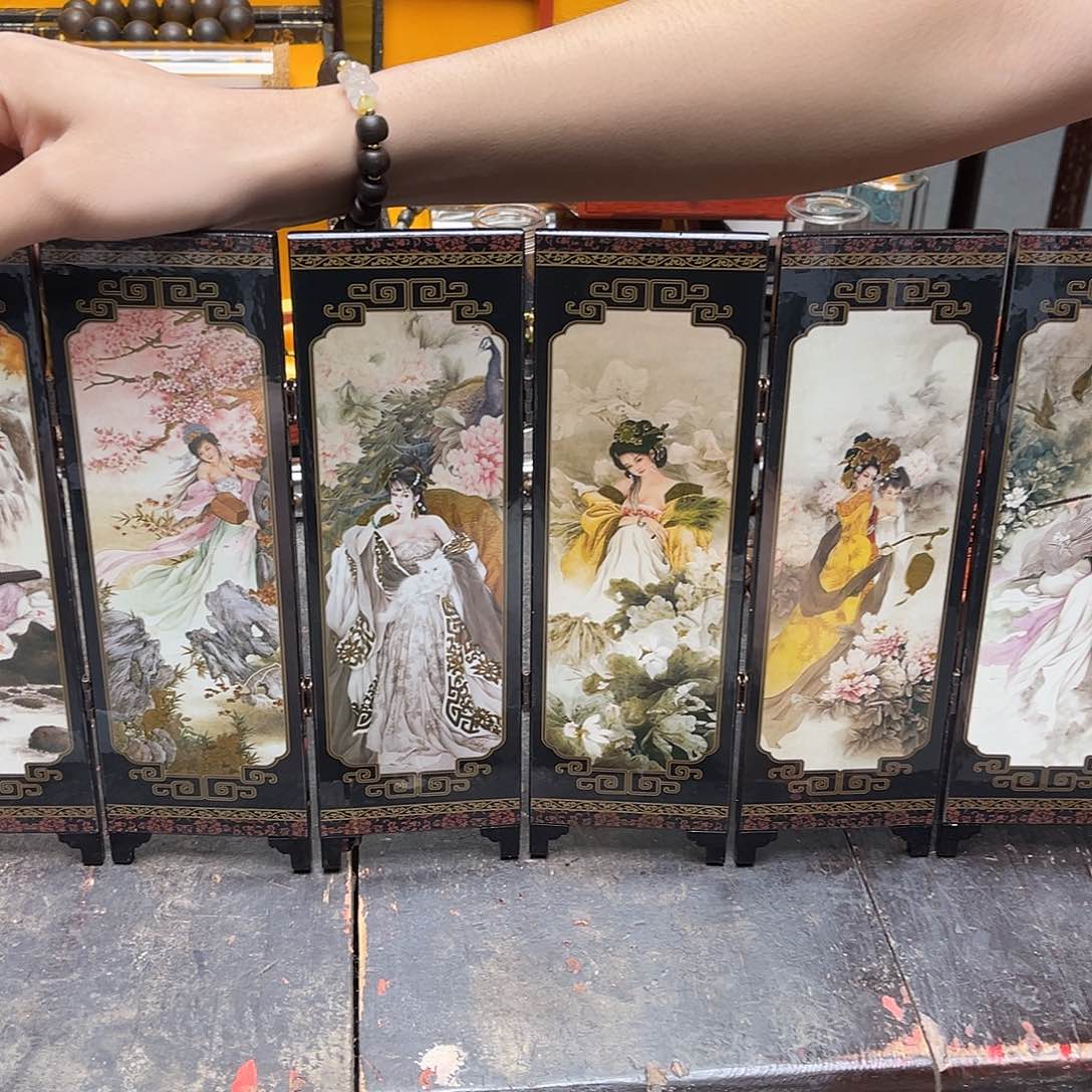 大叶紫檀（黑酸枝木类）