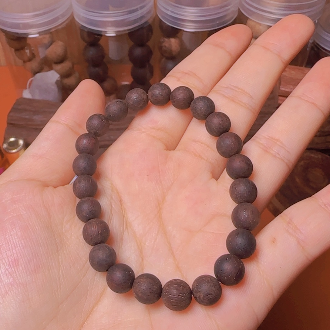 藤类降真香0.8单圈圆珠手串紫红油