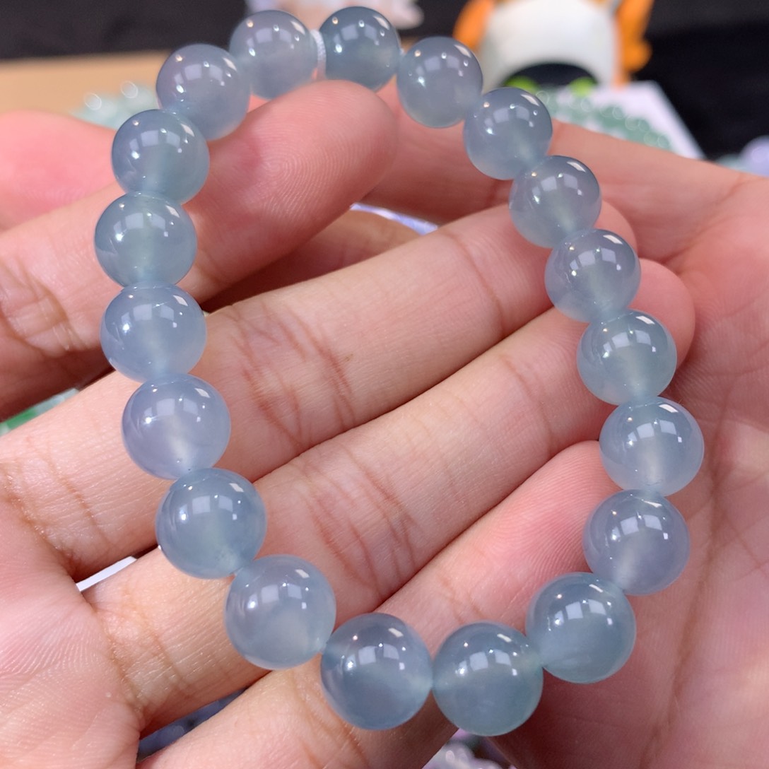 翡翠手链未镶嵌翡翠