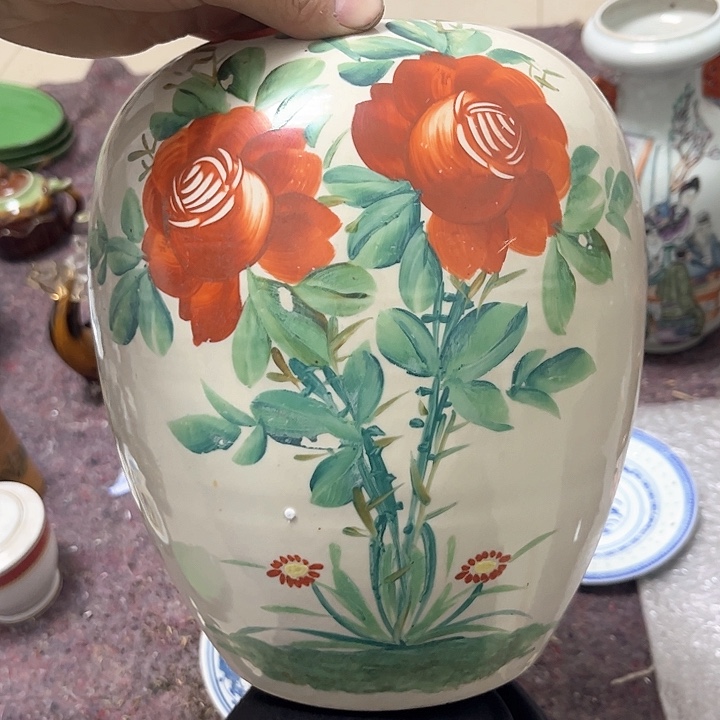 ，摆件，烧制问题都是正常的。瑕疵品处理