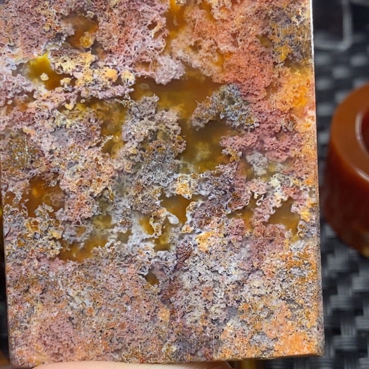 玛瑙/玉髓颈饰未镶嵌泥*