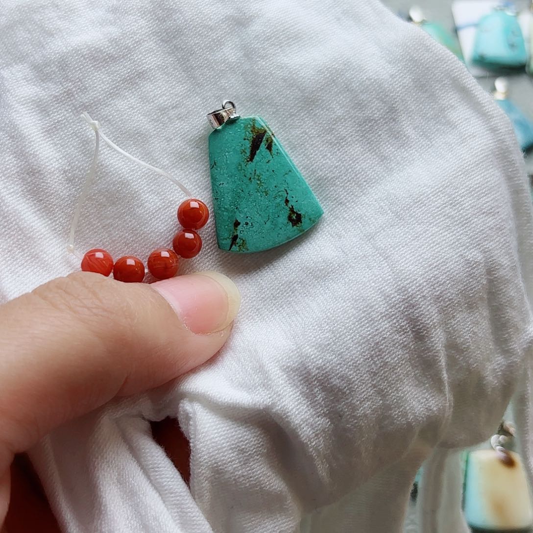 未镶嵌南红玛瑙珠宝奇石可*?