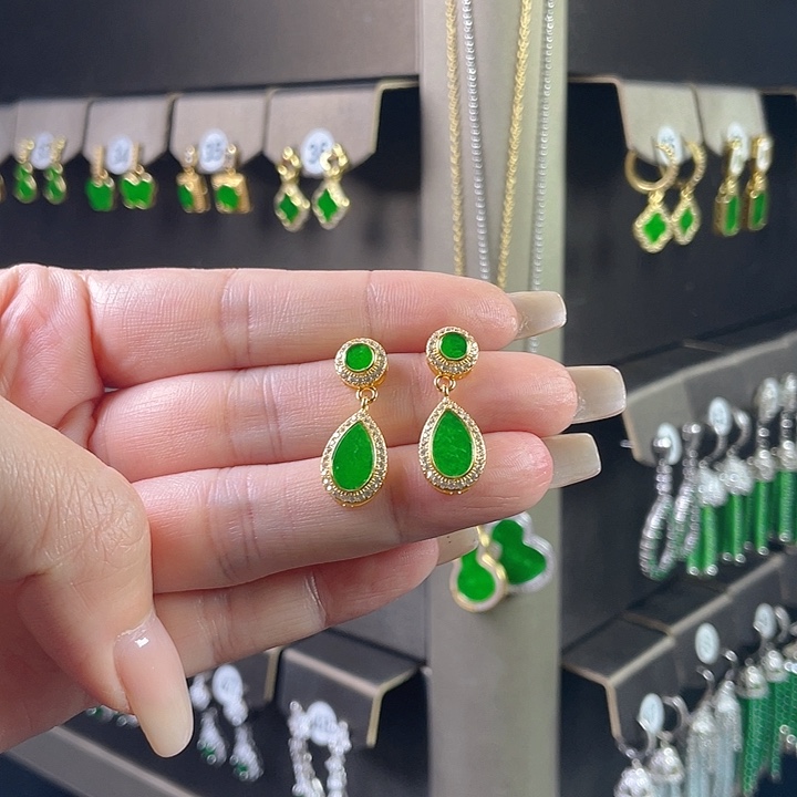 遇***前翡翠银S925镶嵌耳饰缅甸A货