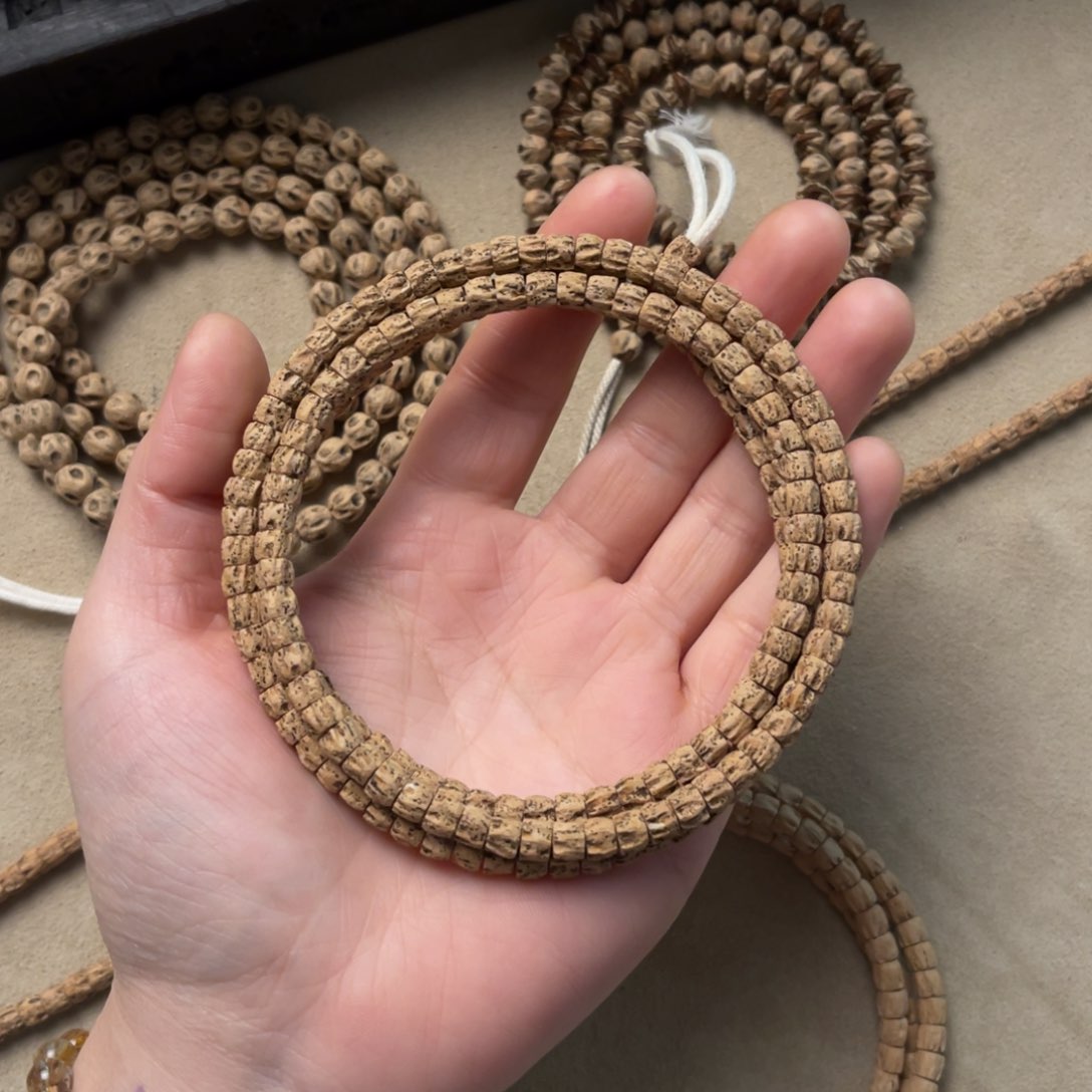 柏香籽/百香籽吊坠