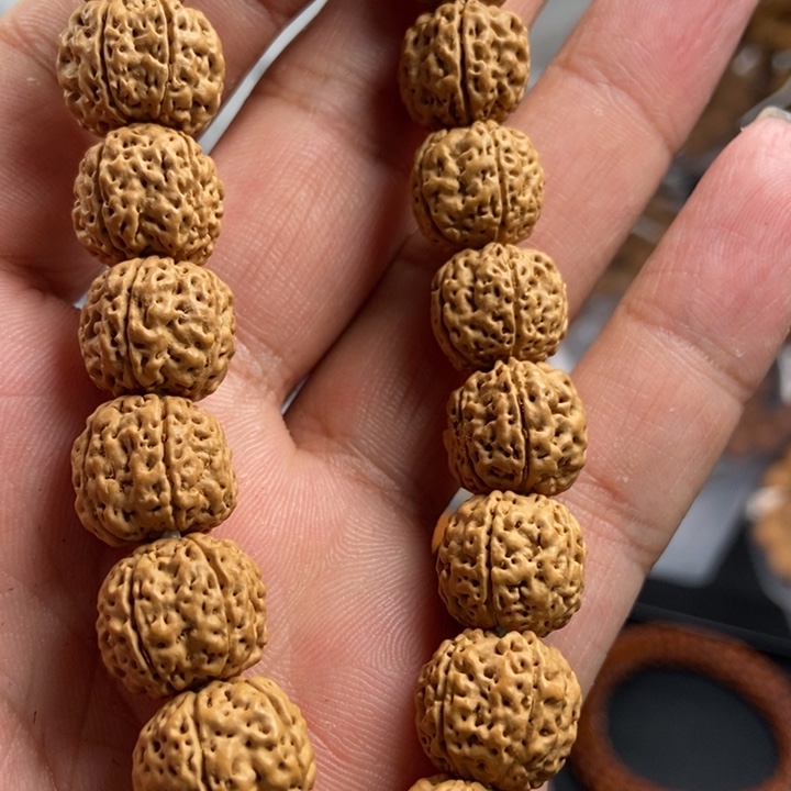 猴头核桃吊坠文玩手串