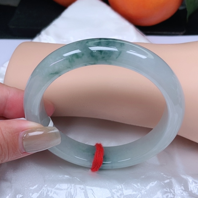 【闪购商品】翡翠手镯未镶嵌，
