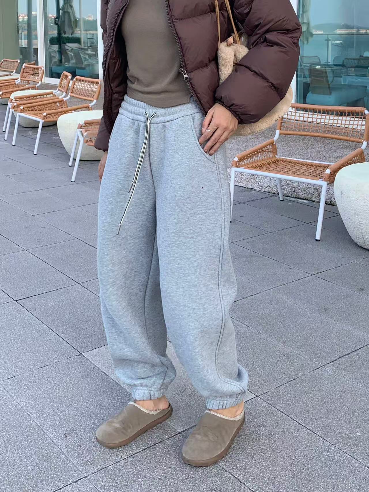 8705女款奥粒绒小标百搭休闲裤