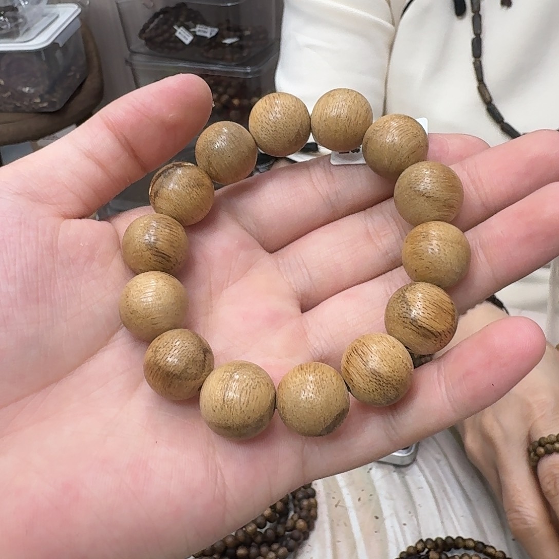 沉香沉香碎屑达拉干单圈 1.5m 多样性发一串