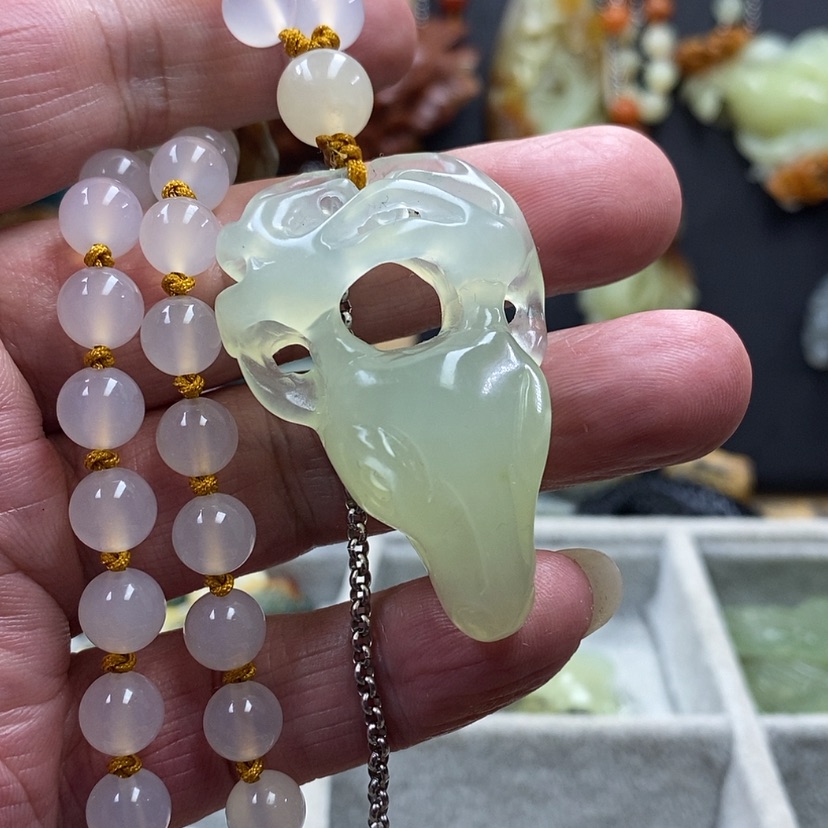 【闪购商品】蛇纹石玉吊坠未镶嵌