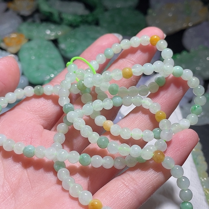 颈饰未镶嵌翡翠金**虹天