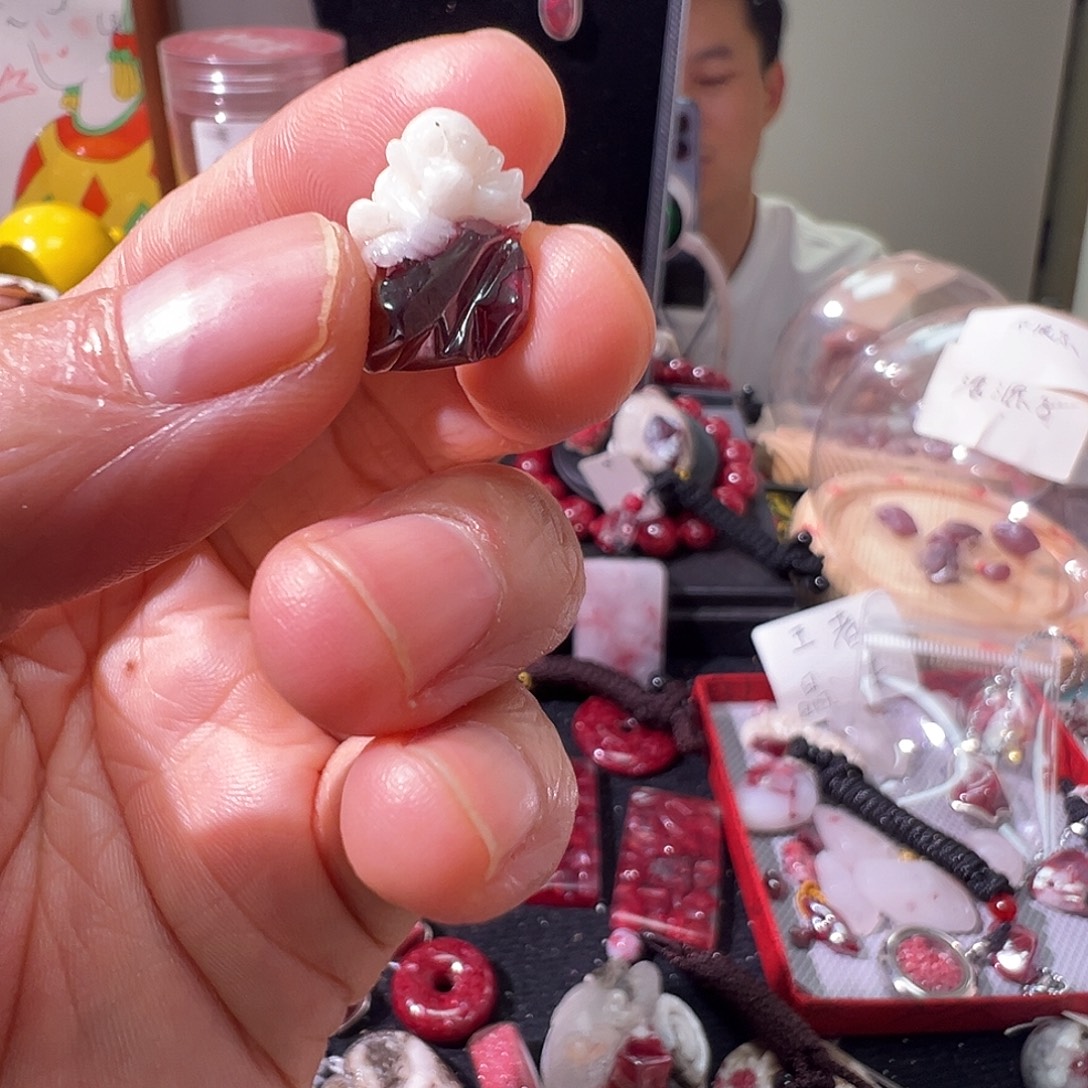 完***生天然辰砂猴子猴子