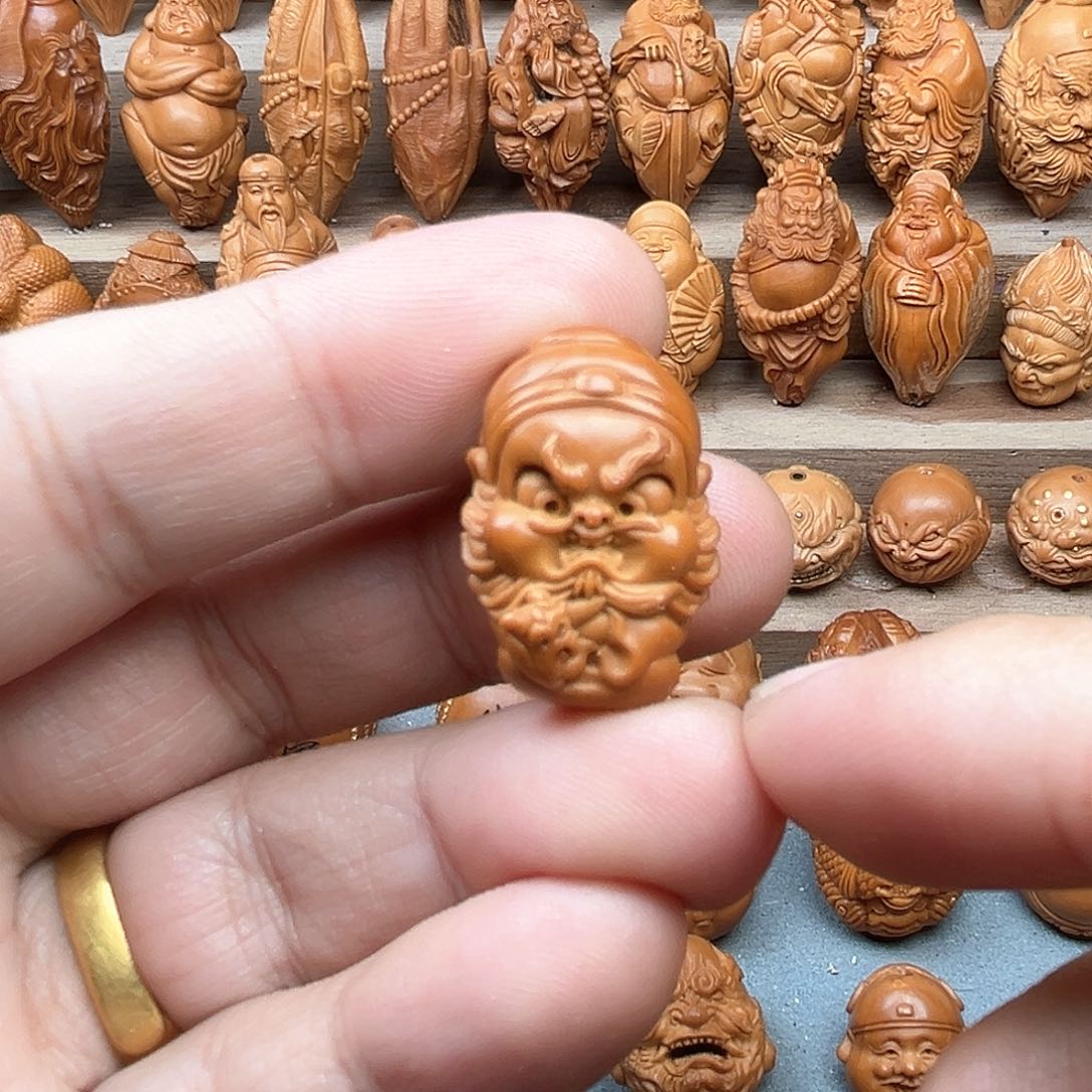 橄榄核吊坠17.5钟馗福利