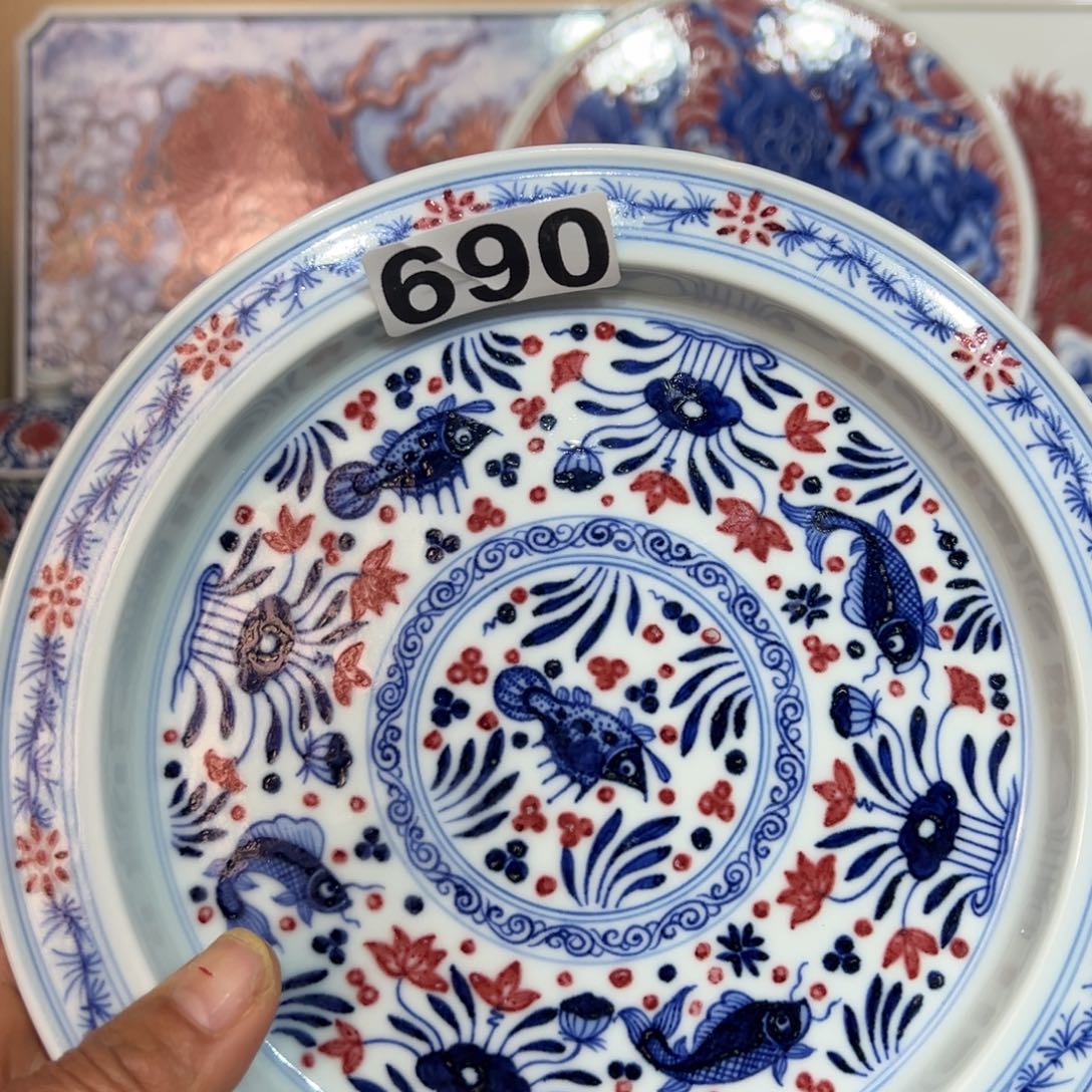 现代瓷青花釉里红工艺