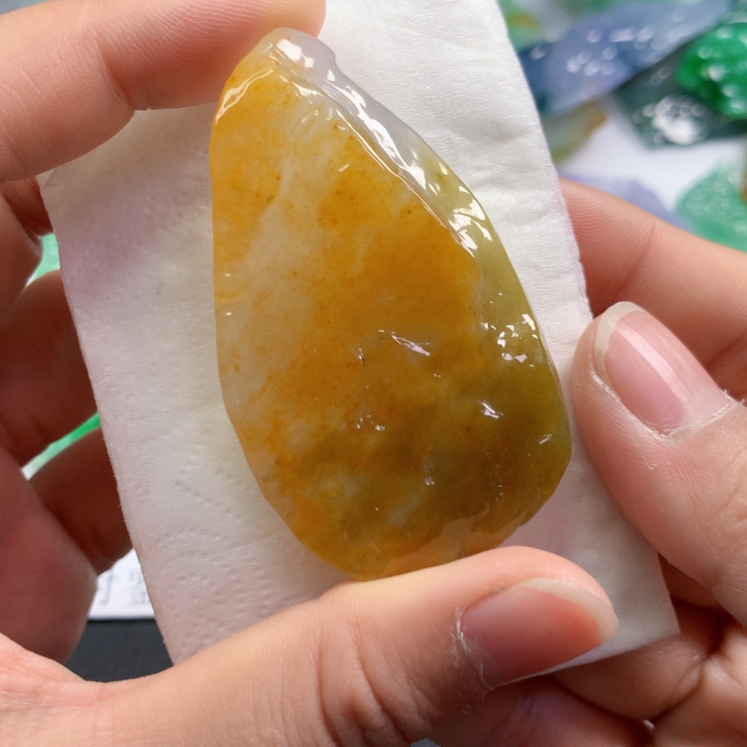 【闪购商品】翡翠吊坠(不含链)未镶嵌