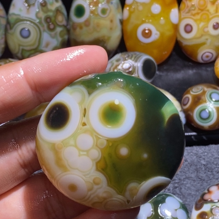 玛瑙/玉髓未镶嵌珠宝奇石184