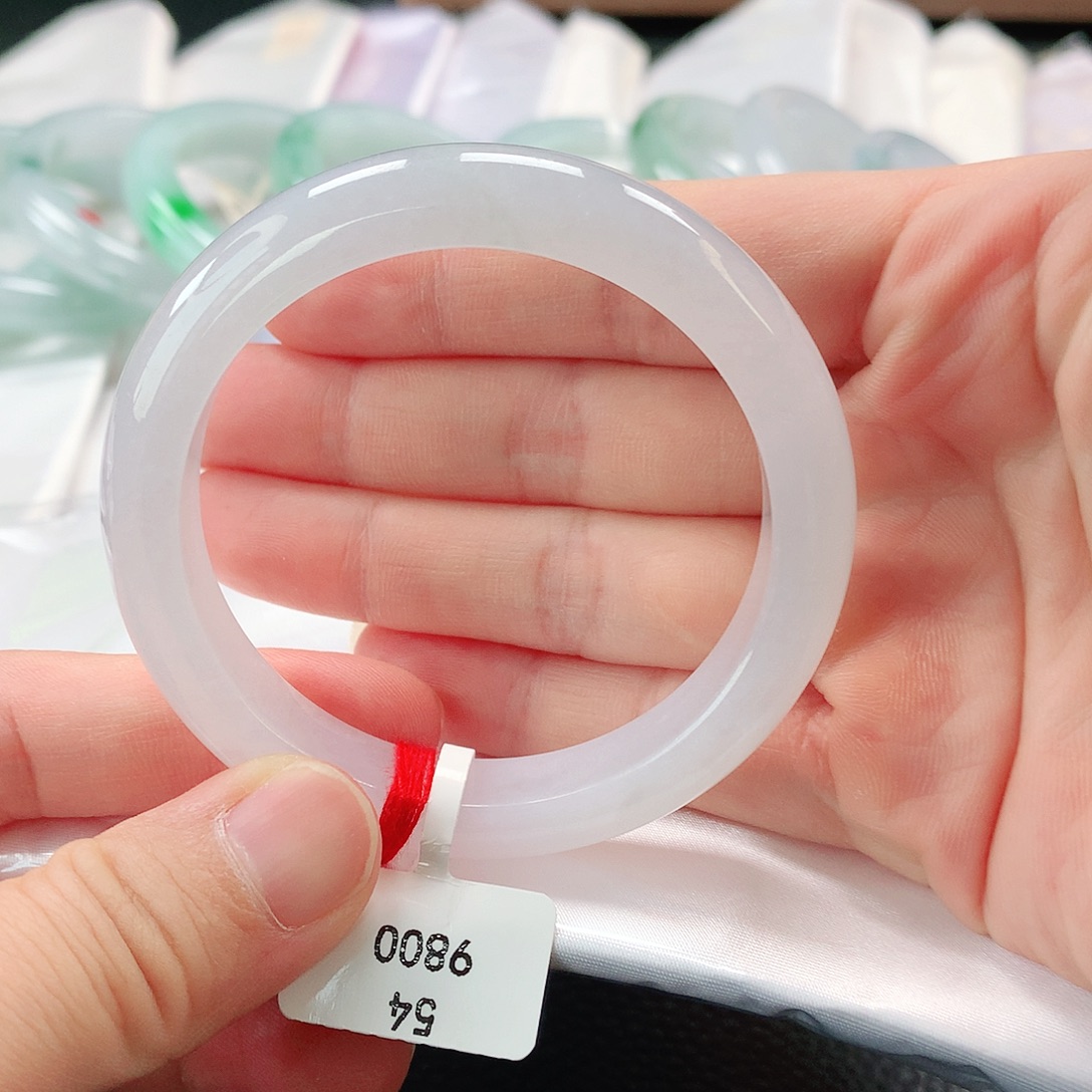 琪***妞翡翠手镯未镶嵌缅甸A货翡翠手镯