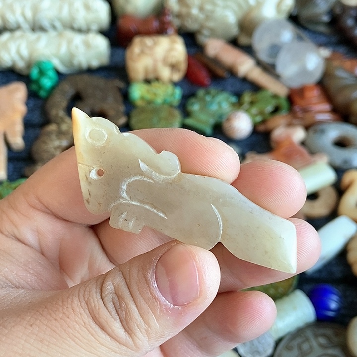 和田玉未镶嵌颈饰17