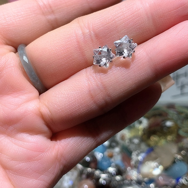 水晶耳钉银S925镶嵌水晶