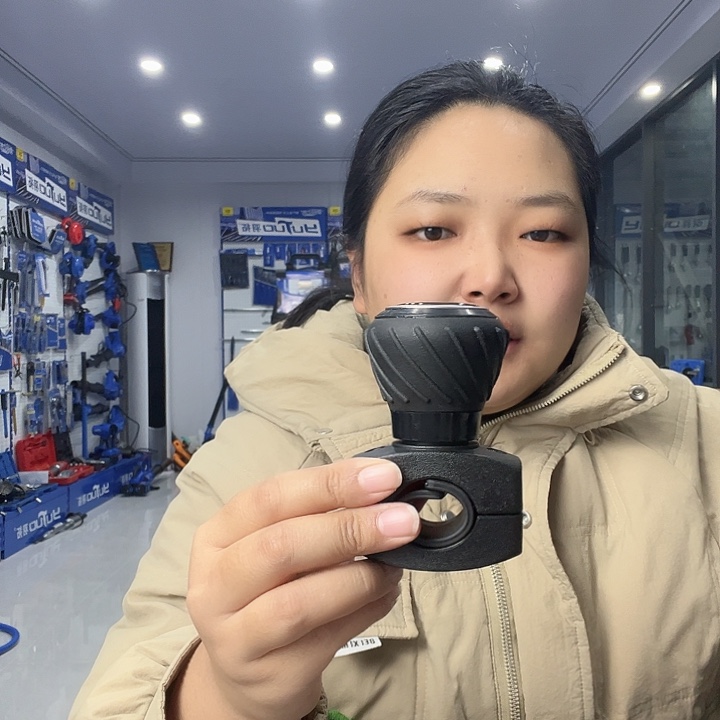 含轴承助力手球+6个螺丝