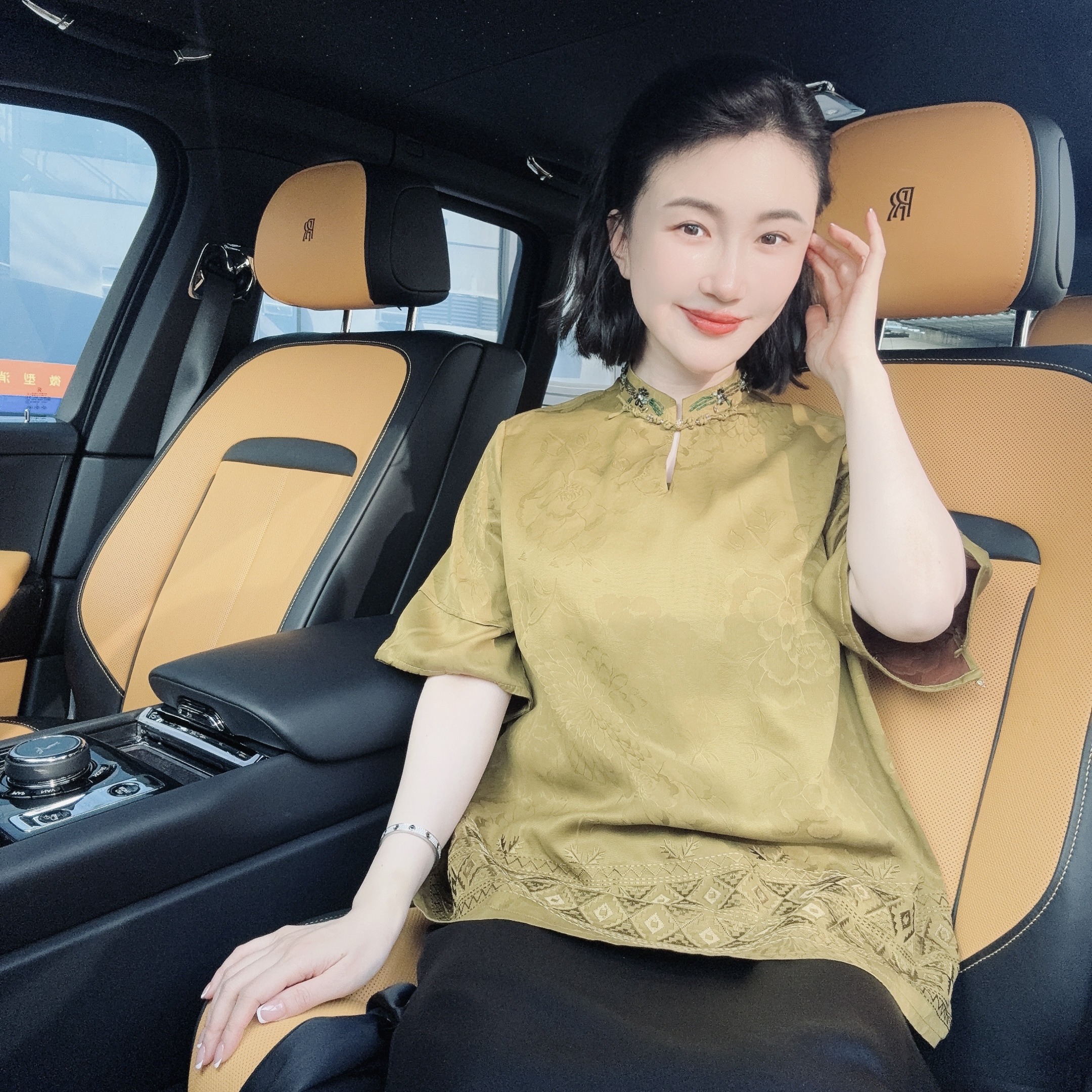 Betty Bairn【碧山知春 · 香云纱】老料桑蚕丝刺绣上衣25B-BW9582