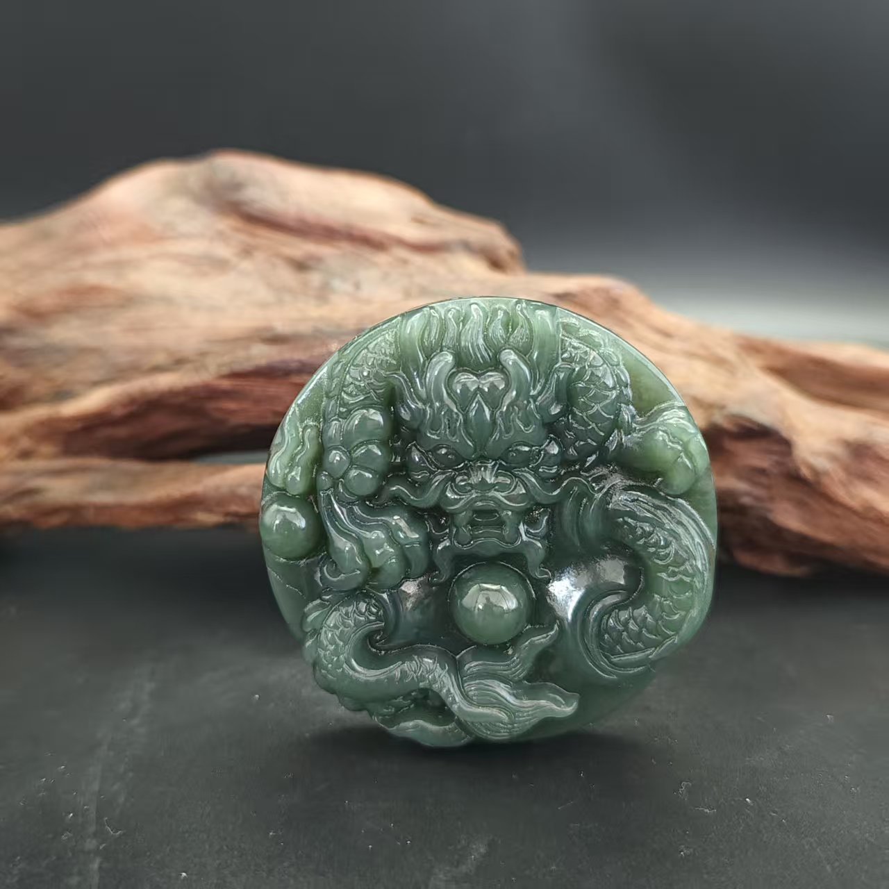 Z和田玉龙形吊坠2478