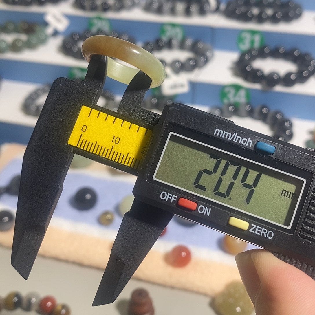 石英质玉未镶嵌手链