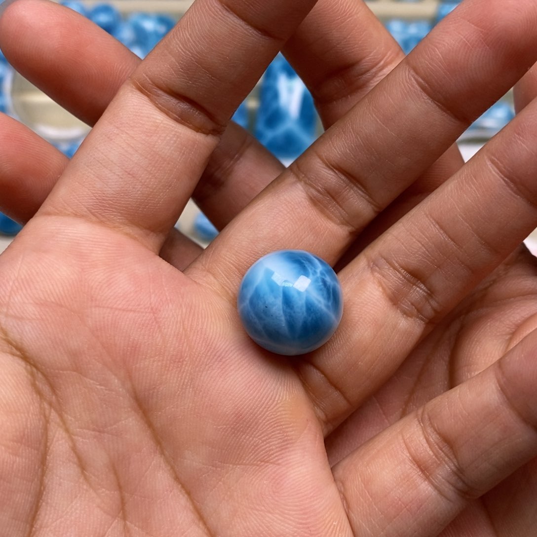 针钠钙石（海纹石）未镶嵌颈饰麻***头