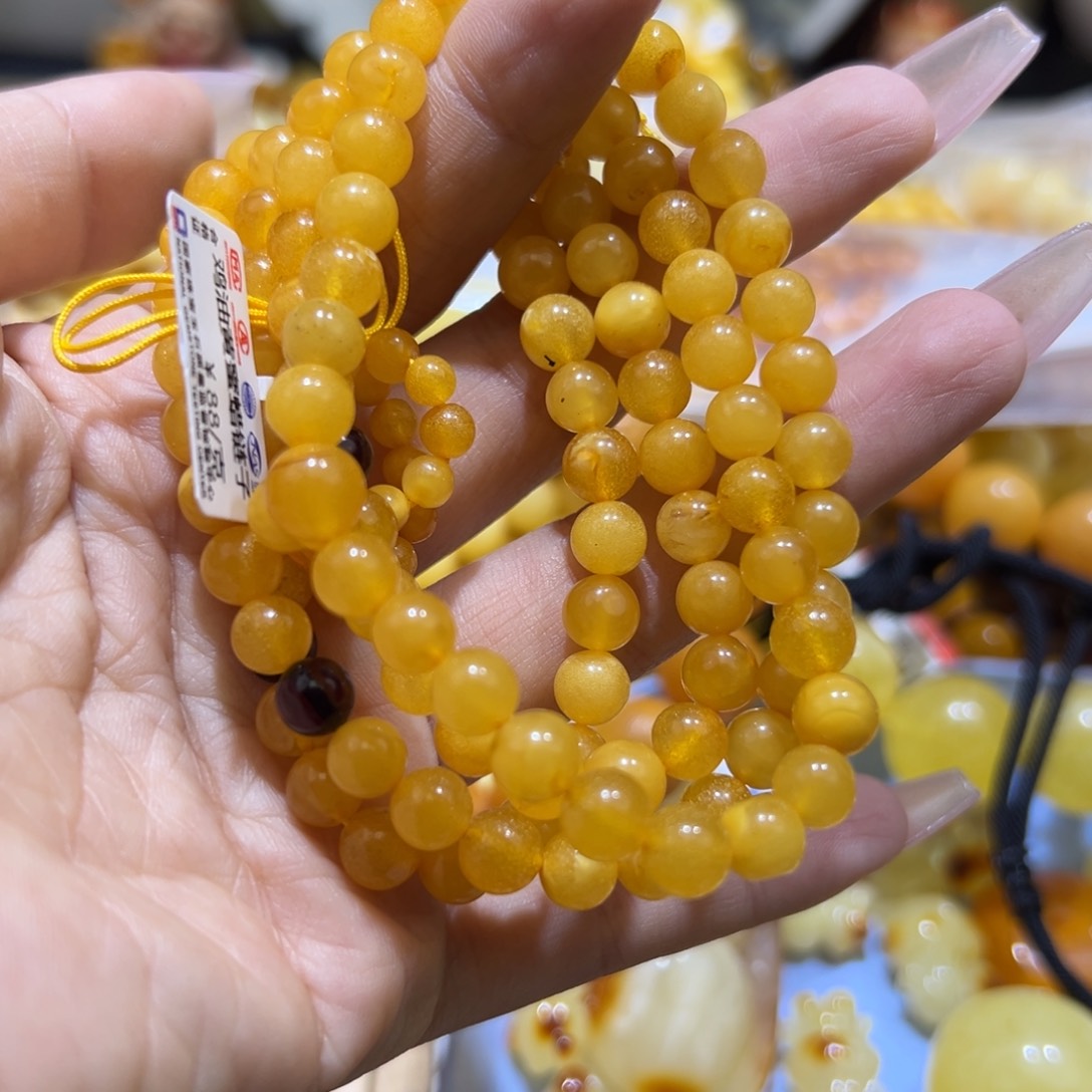 琥珀珠宝奇石未镶嵌