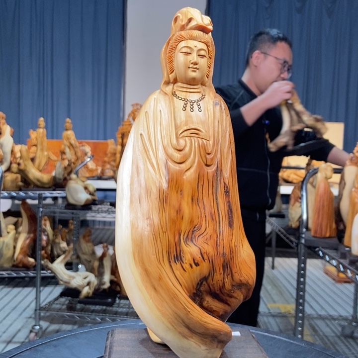 柏木（崖柏）随型摆件