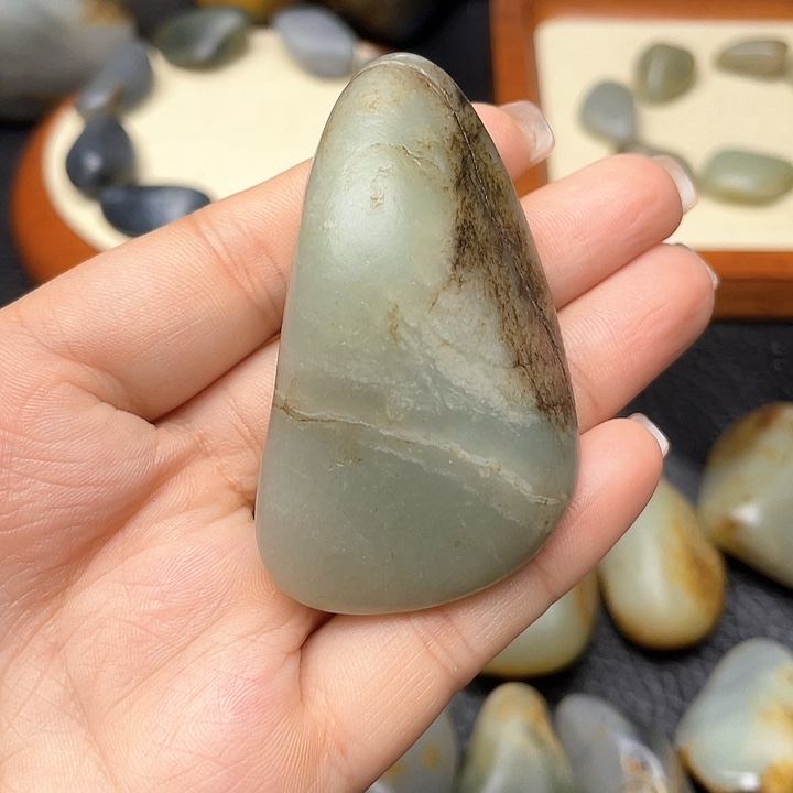 和田玉颈饰未镶嵌36