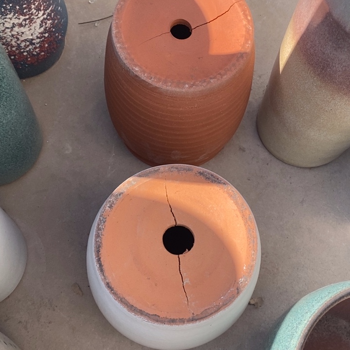 紫砂花盆0218瑕—— 104瑕大底裂