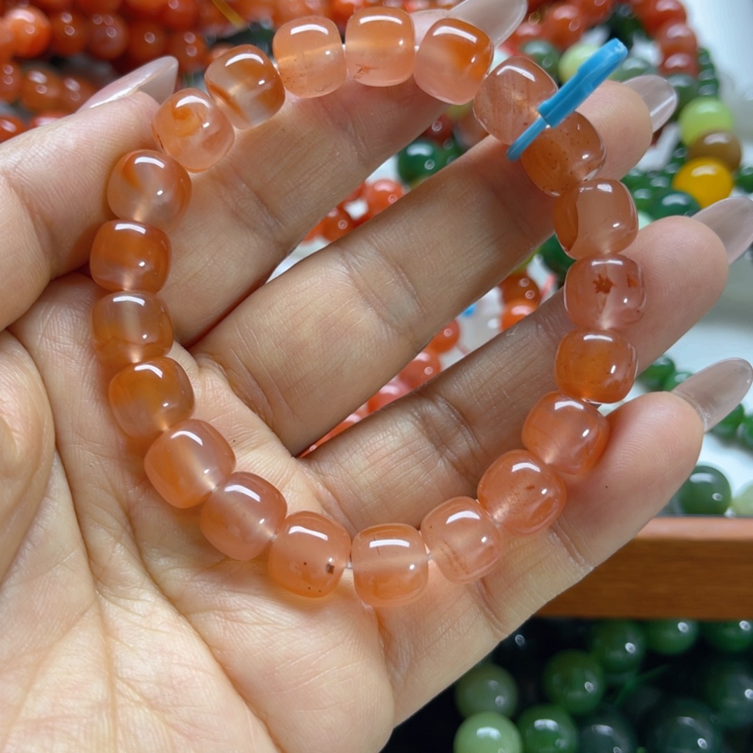 未镶嵌颈饰玛瑙/玉髓