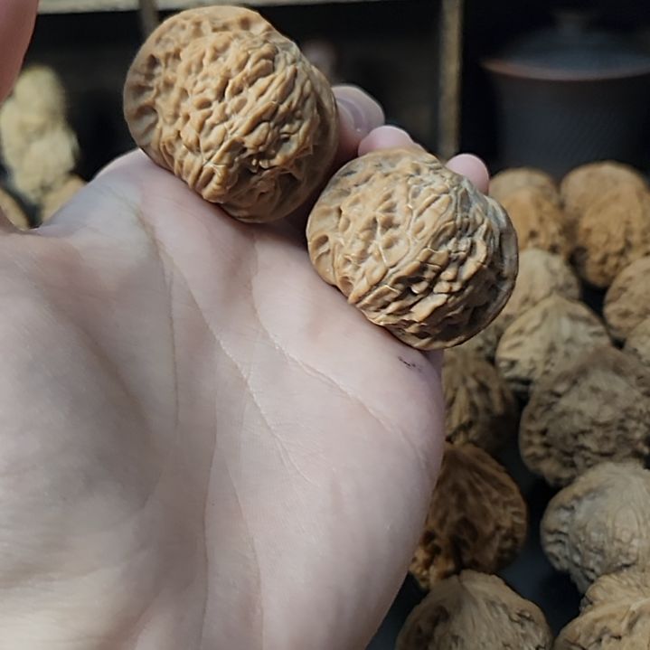 一***尘文玩核桃吊坠40磨盘