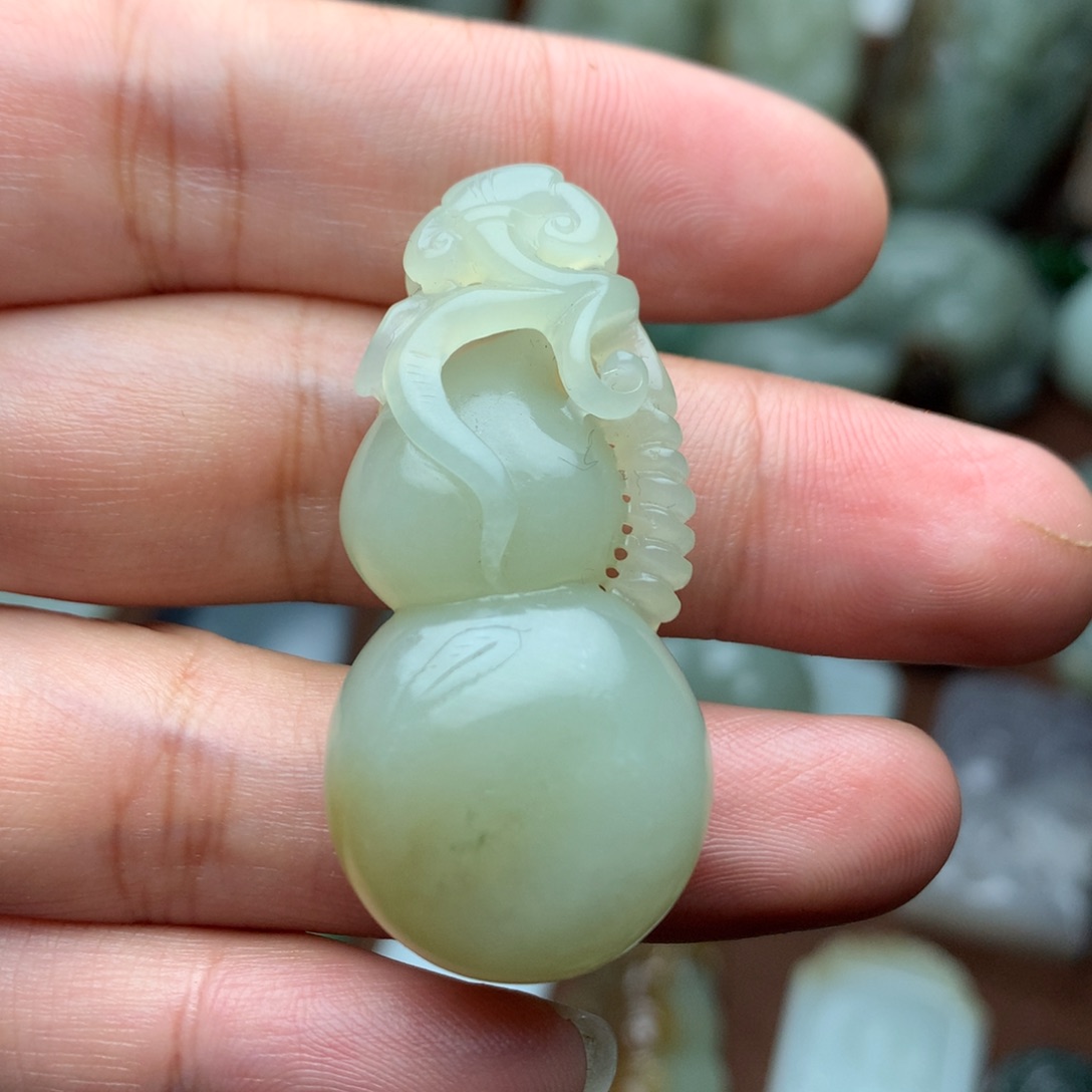 和田玉挂件未镶嵌