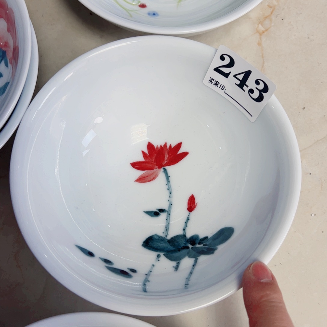 景德镇陶瓷手工手绘制作