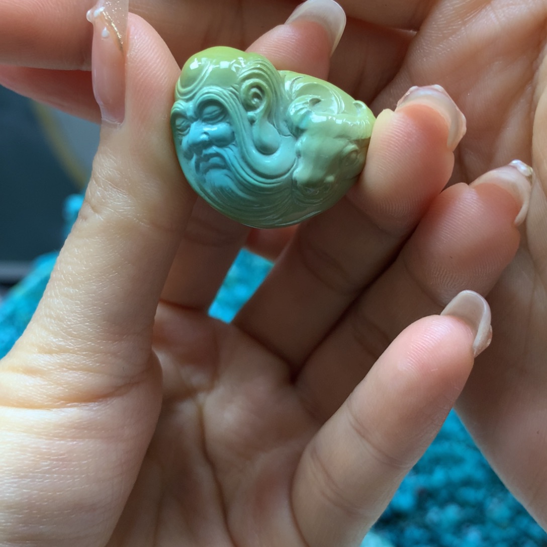 绿松石吊坠未镶嵌