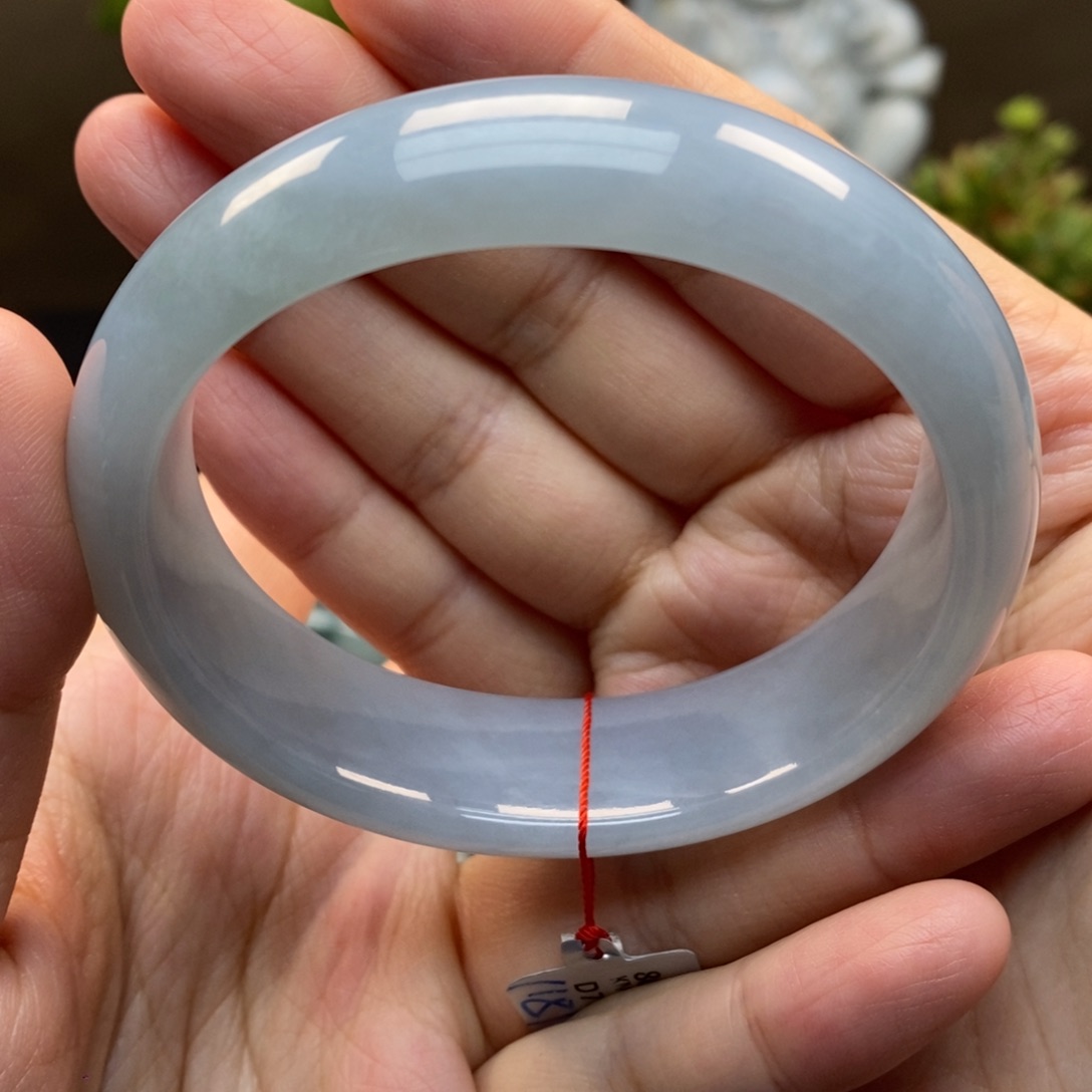 翡翠手镯未镶嵌天然