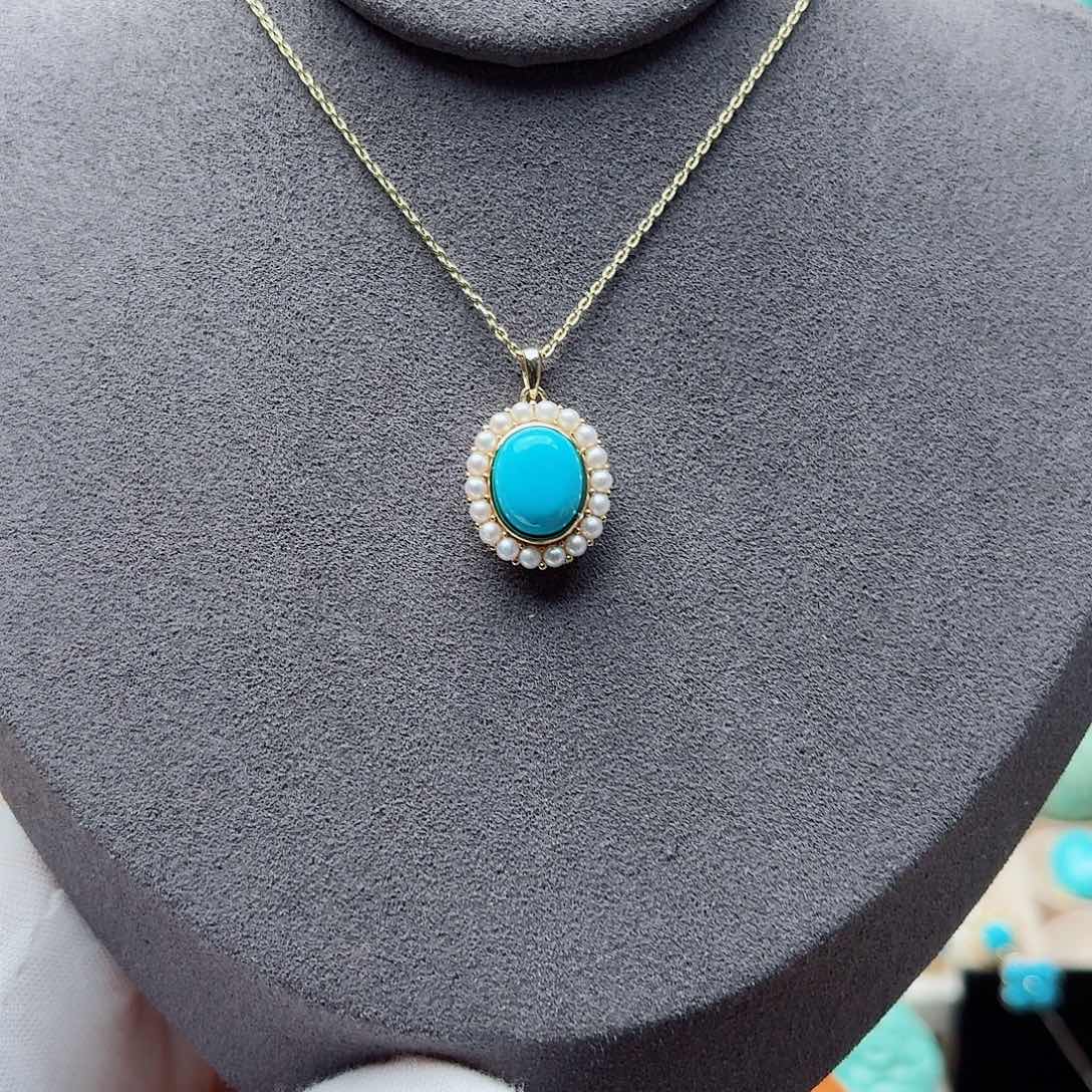 绿松石未镶嵌颈饰