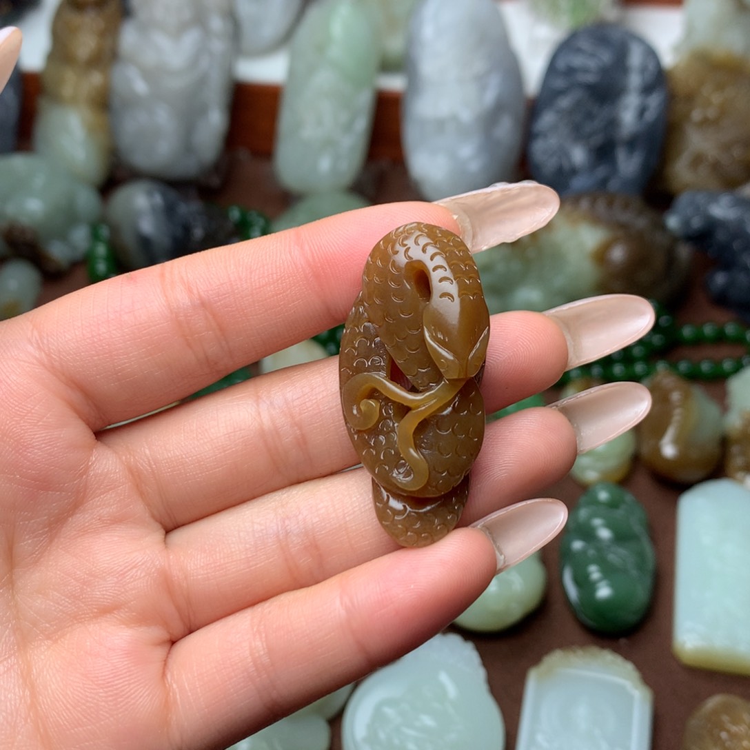 和田玉挂件未镶嵌